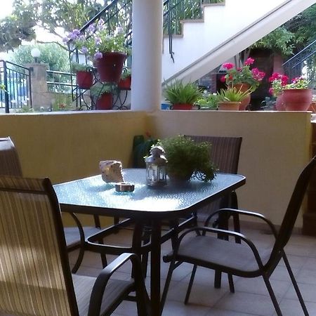 Natalia'S Apartments نيكيتي المظهر الخارجي الصورة