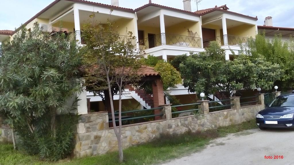 Natalia'S Apartments نيكيتي المظهر الخارجي الصورة